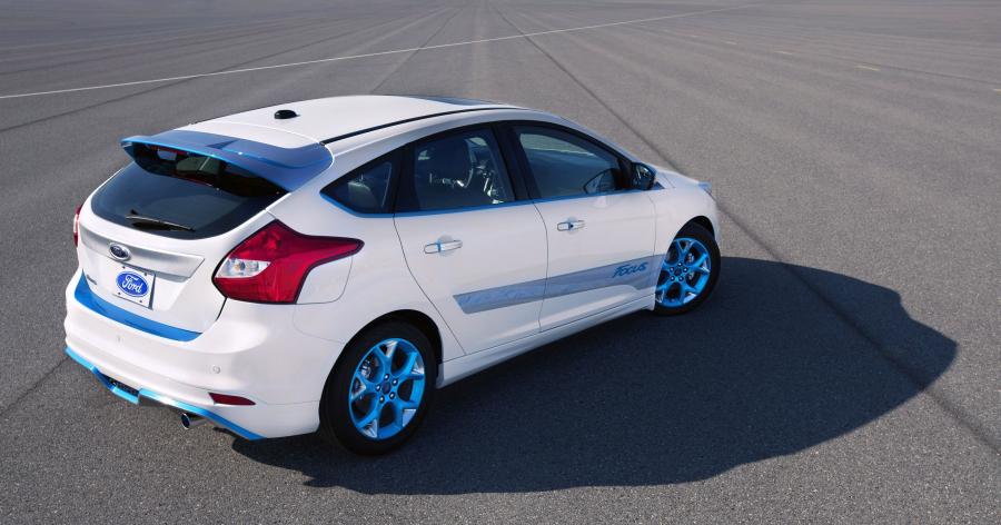  Ford Focus Personalization 2010 года  (фото 4 из 4)